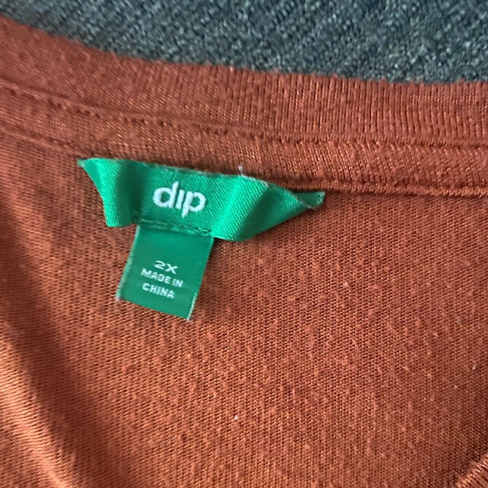 Beautiful orange shirt 2xl